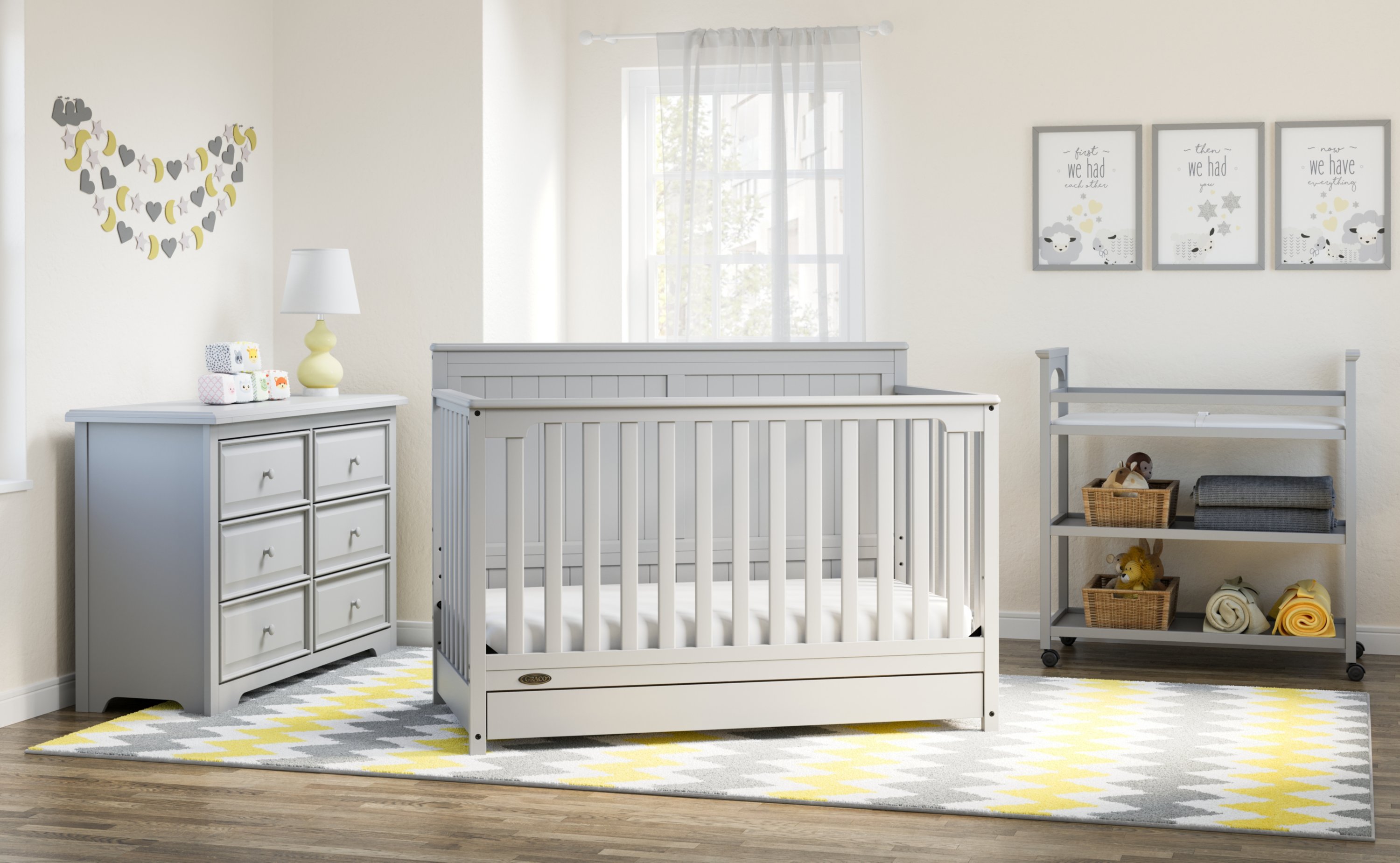 Graco Hadley 4-in-1 Convertible Crib 