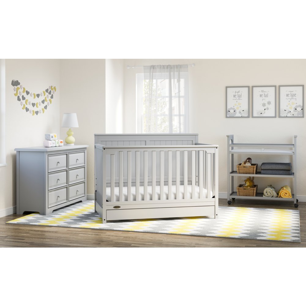 Graco crib shop set