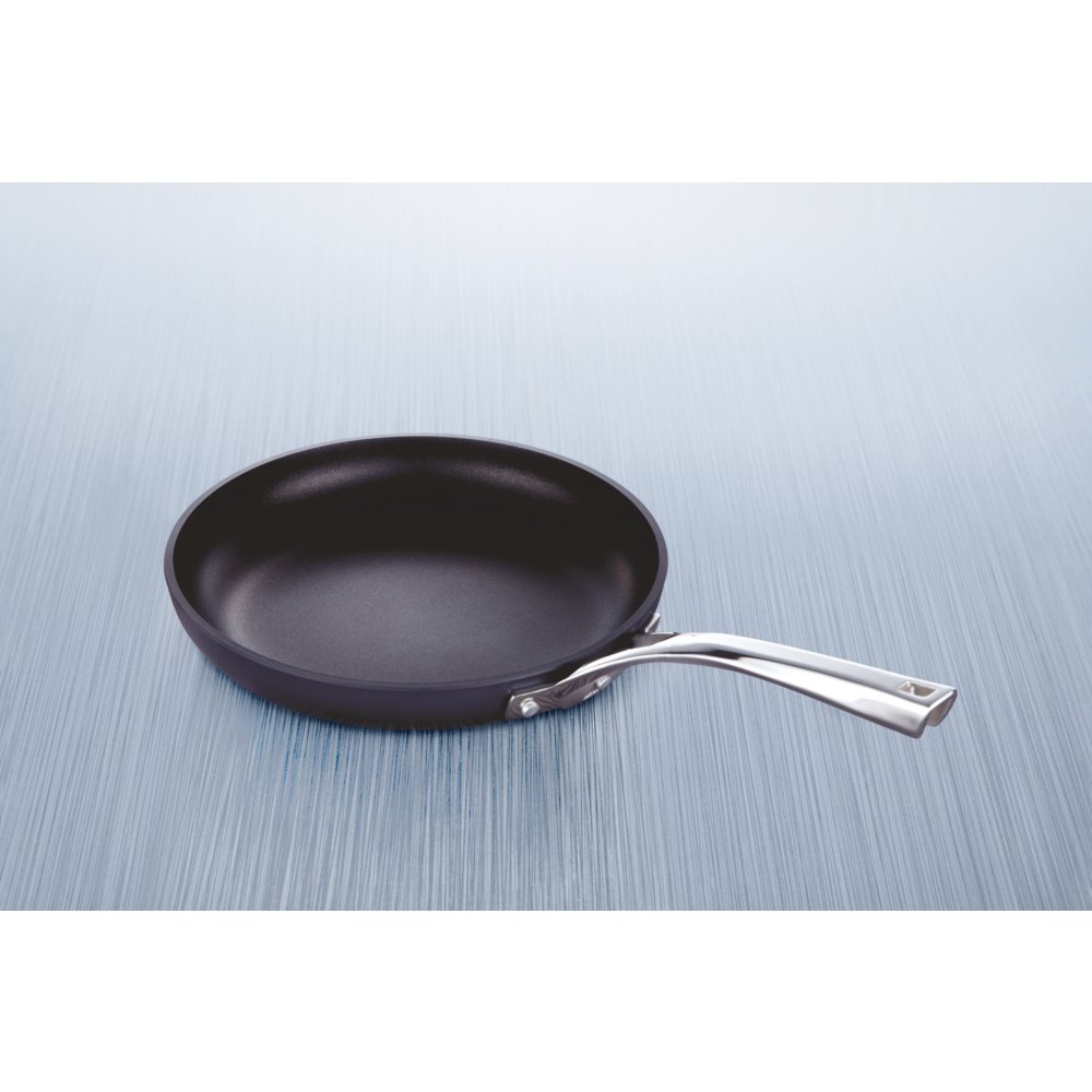 Williams-Sonoma Elite Hard-Anodized Nonstick 10-Inch Fry Pan