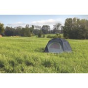 Tente de camping en dôme 3 saisons et 4 personnes facile à installer  Coleman Skydome avec double toit, port électronique et sac de transport