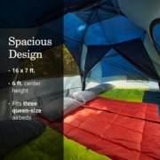 Tent with spacious design to fit three queen size airbeds image number 5