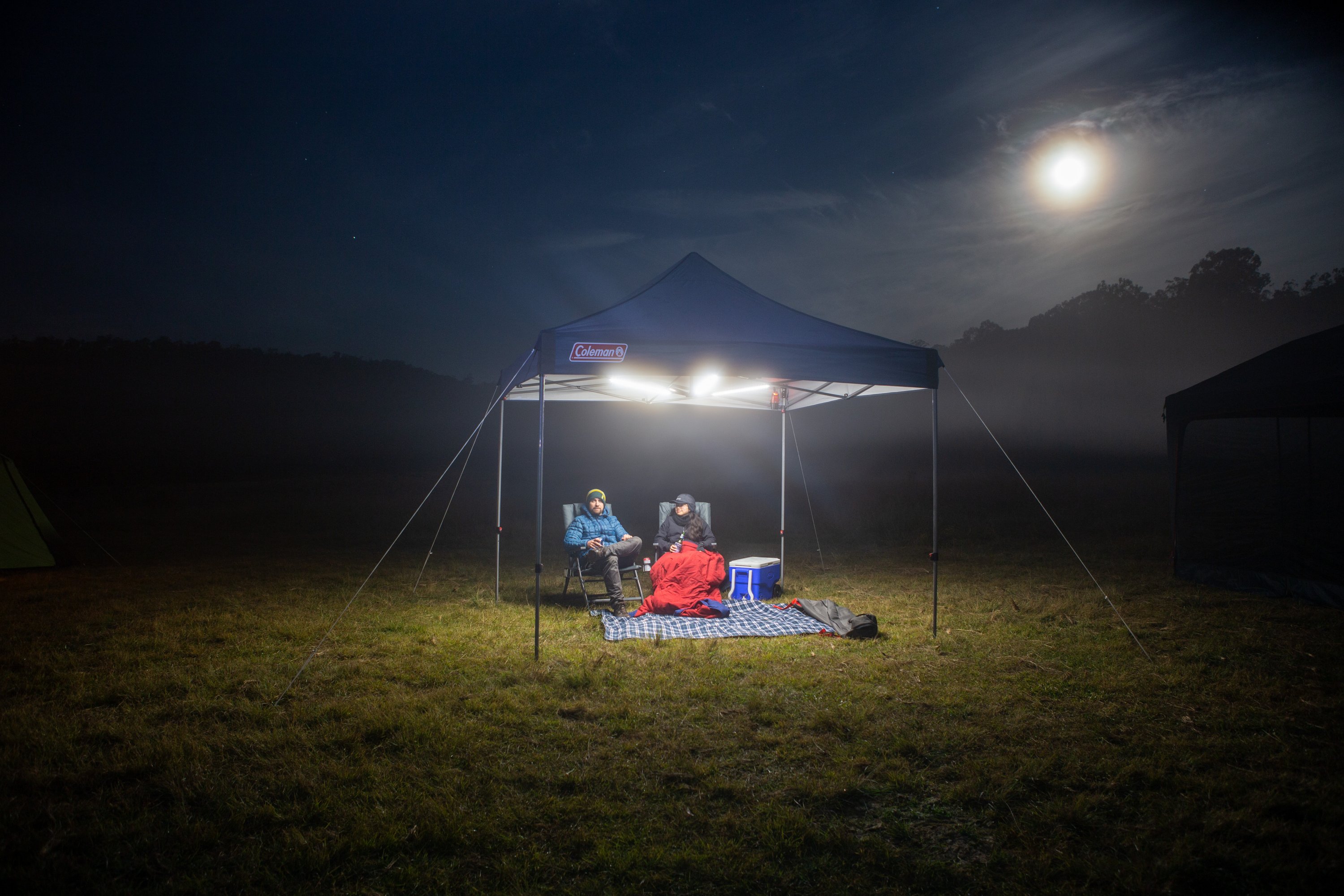 Portable, easy to set up 3x3 gazebo.  The Coleman Deluxe Gazebo 3x3m is a  favourite amongst campers! ☞ Heavy duty construction ☞ Easy glide frame ☞  Patented no pinch grip ☞