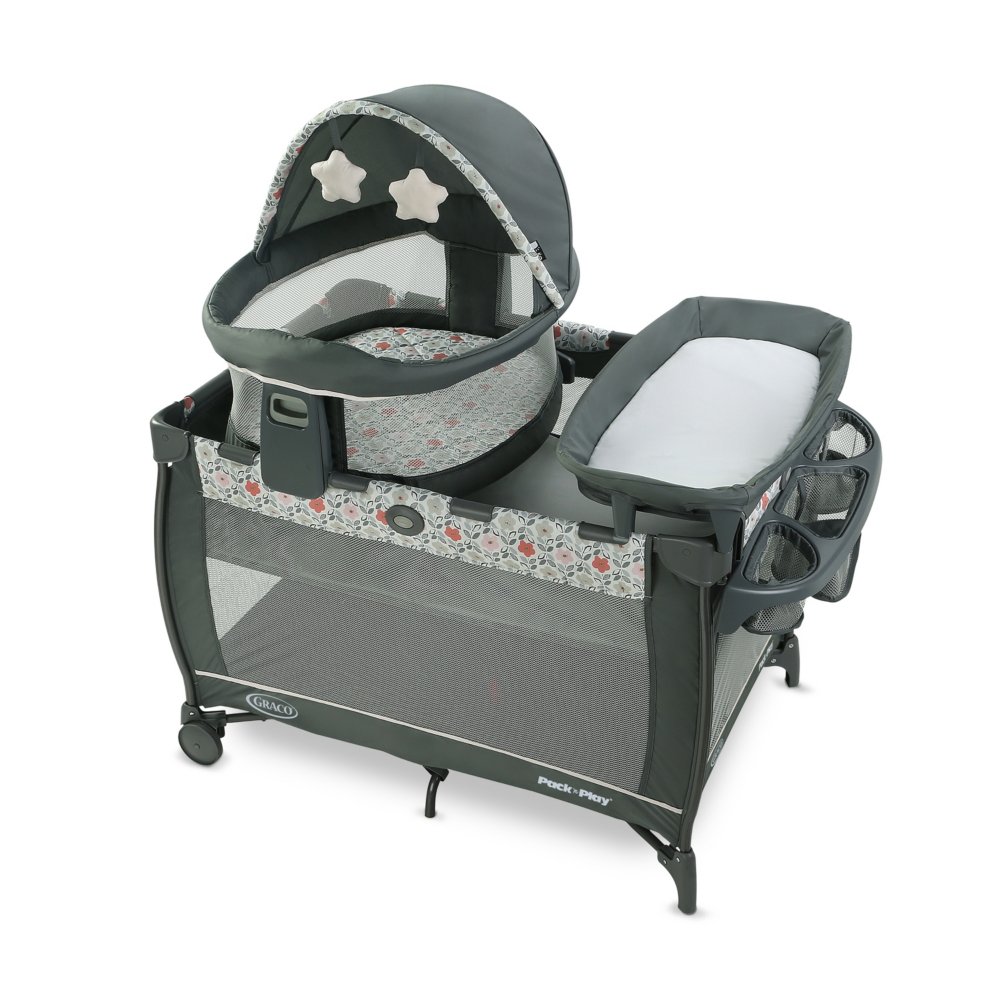 Bassinet and pack shop and play combo