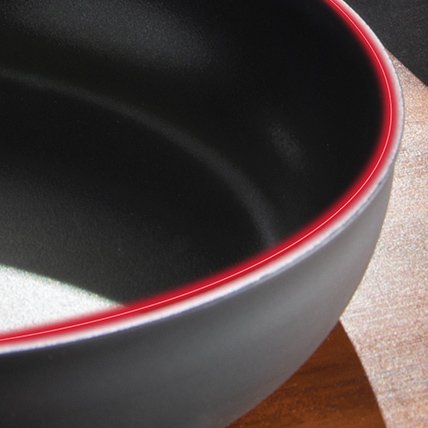 Nonstick pan shown to be heating up