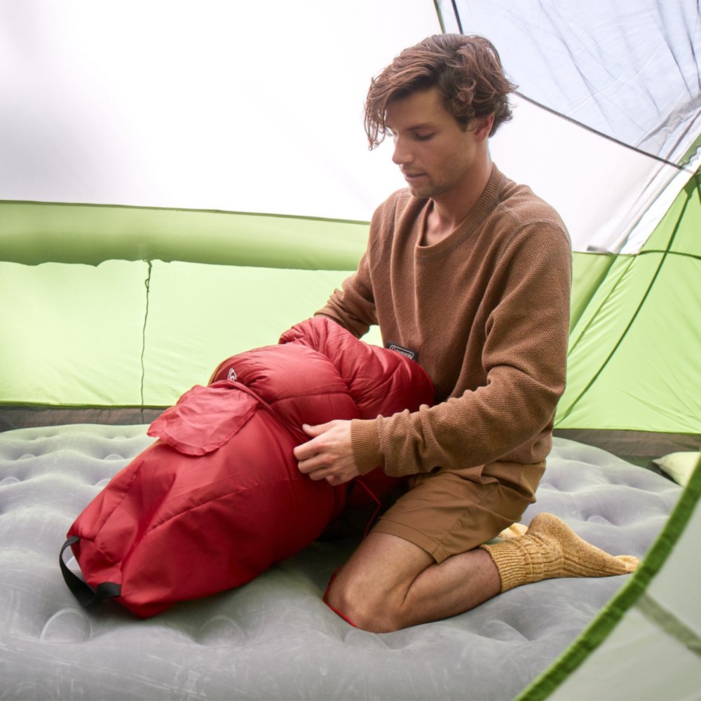 Tall sleeping outlet bags