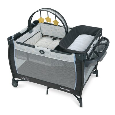 Graco pack and play foldable bassinet with mesh sides