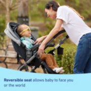 reversible seat allows baby to face you or the world image number 4