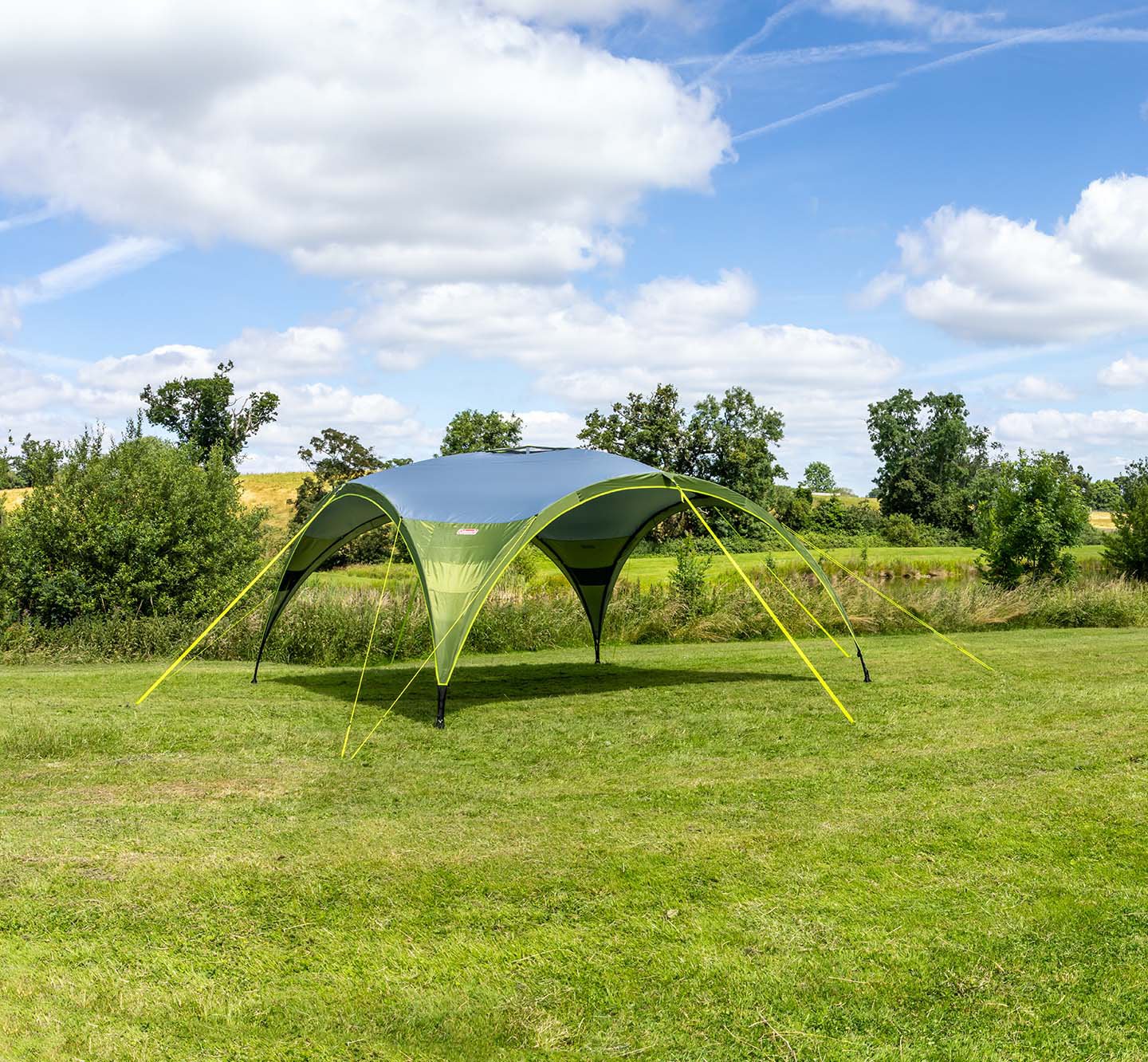 Coleman compact event clearance shelter