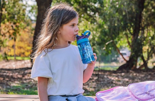 Botella infantil de Titan .Libre de BPA y de BPS – ETNNA SHOP